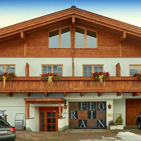 St. Florian - ホテル 3*